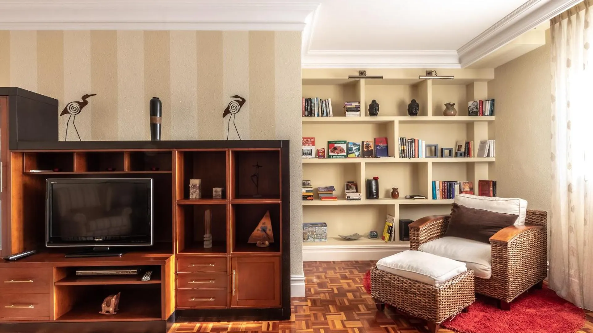 Grande Luminoso, Garaje, Bilbao Arena, Casco Viejo Apartment